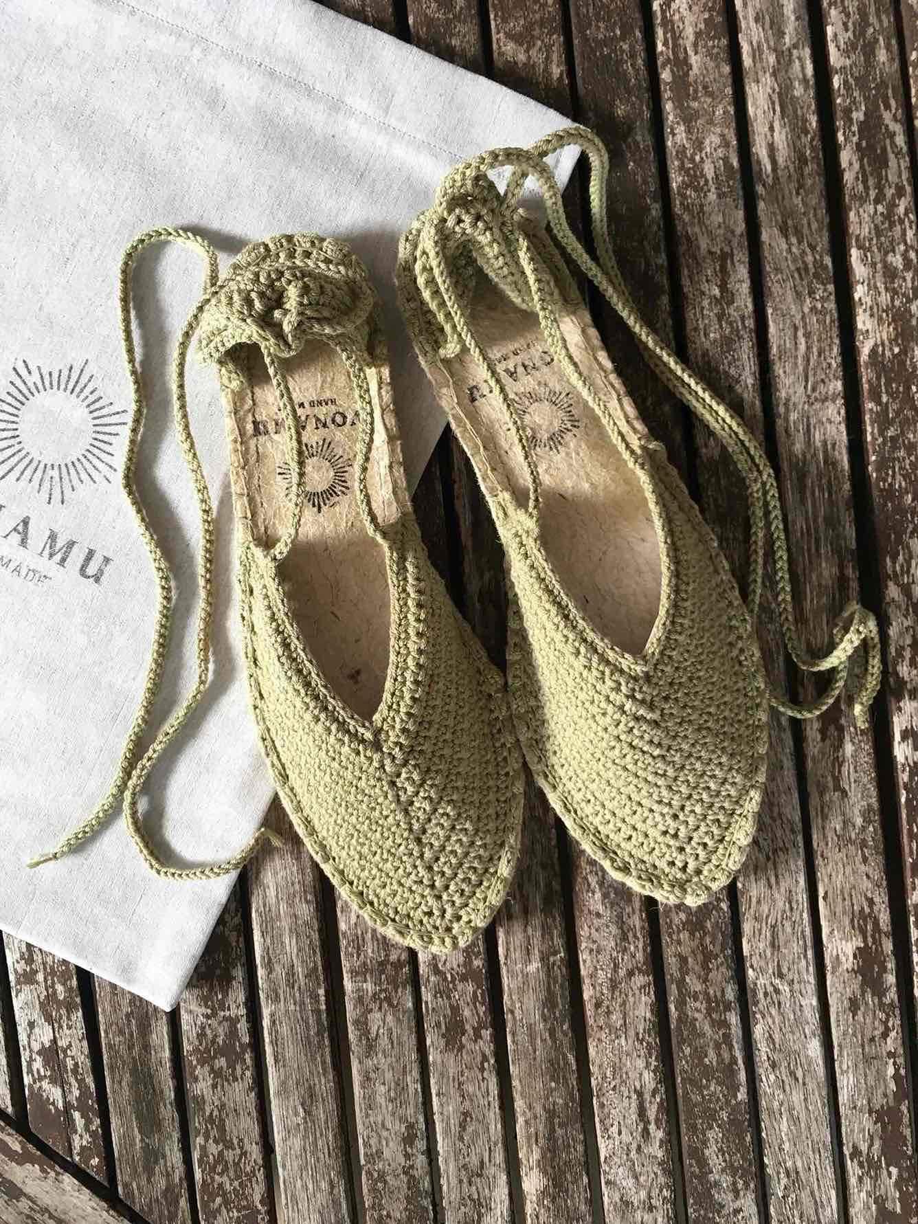 Espadryle wiązane 0