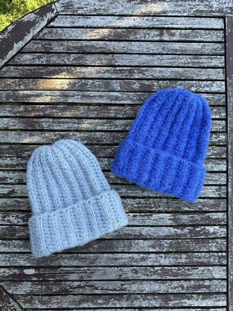 Czapka szaro-błekitna 4